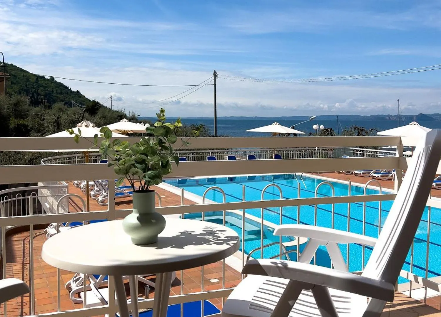 Hotel Benacus Torri del Benaco 3*,  Italia