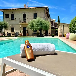 http://domus-angeli.hotels-perugia.com