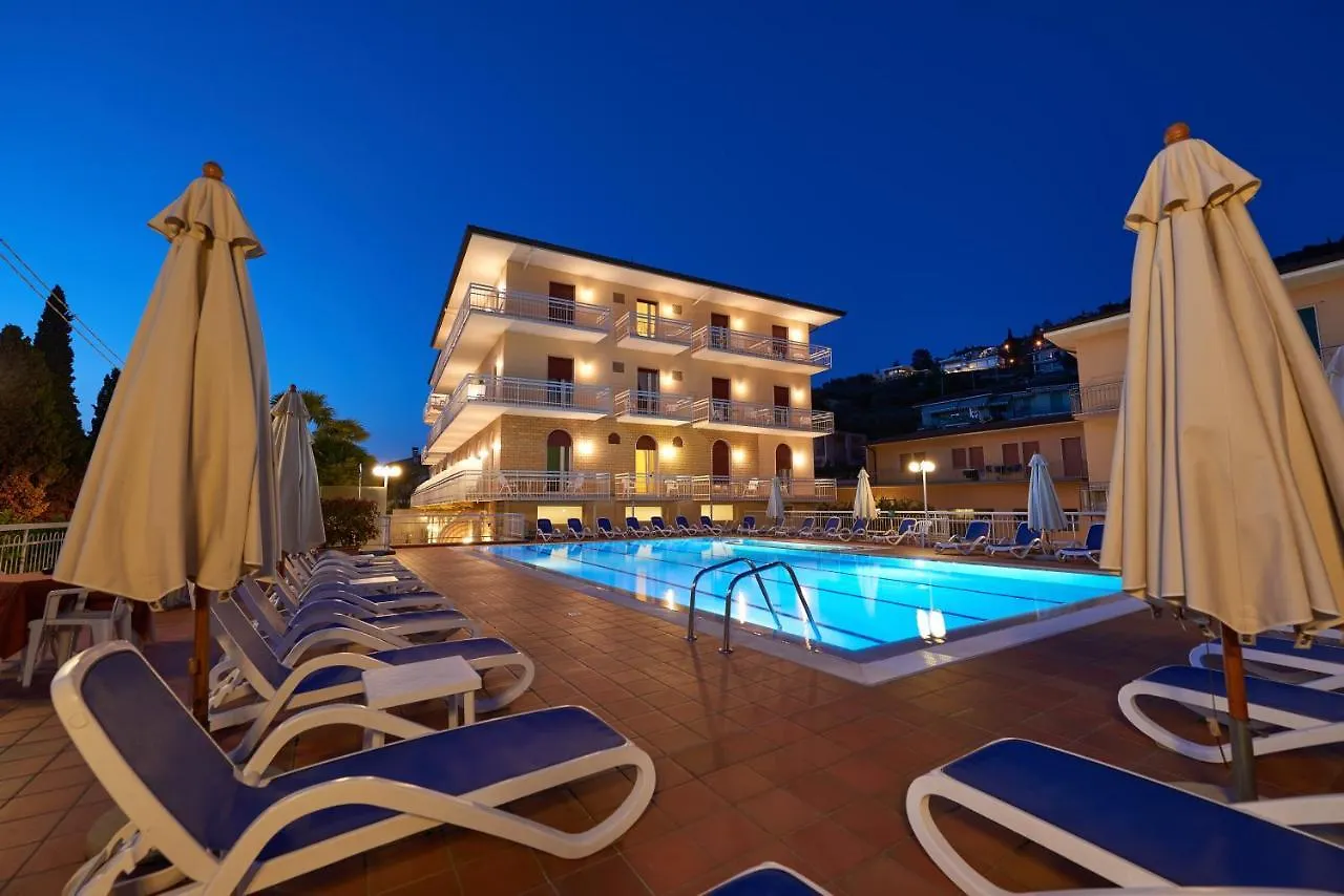 Hotel Benacus Torri Del Benaco