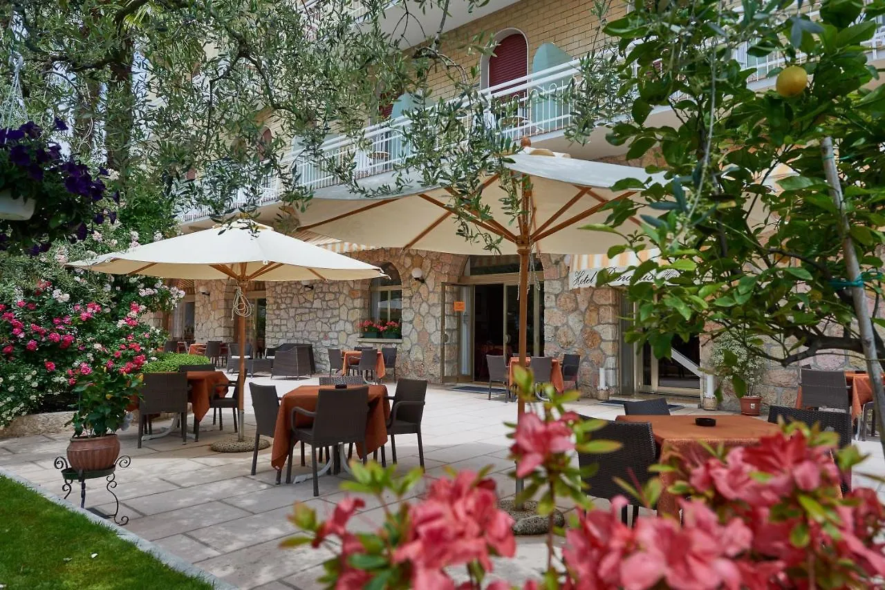 Hotel Benacus Torri Del Benaco Italien
