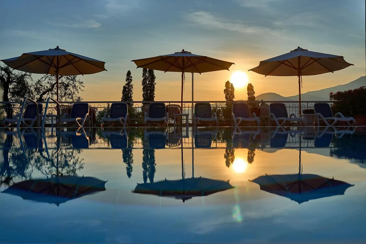 ***  Hotel Benacus Torri Del Benaco Italien