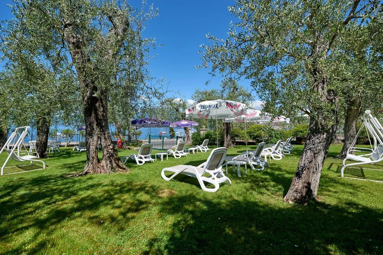 Hotel Benacus Torri Del Benaco