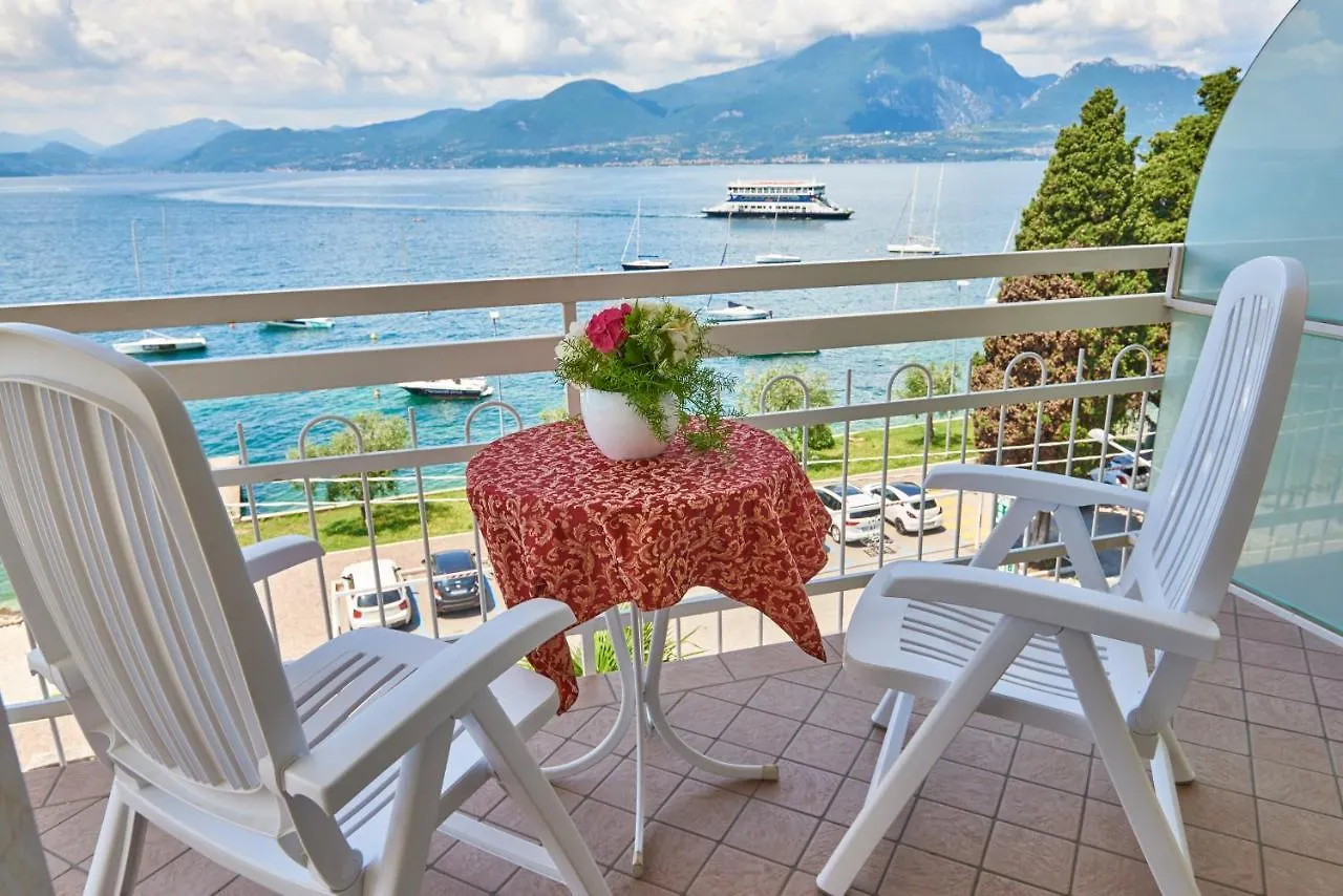 Hotel Benacus Torri Del Benaco
