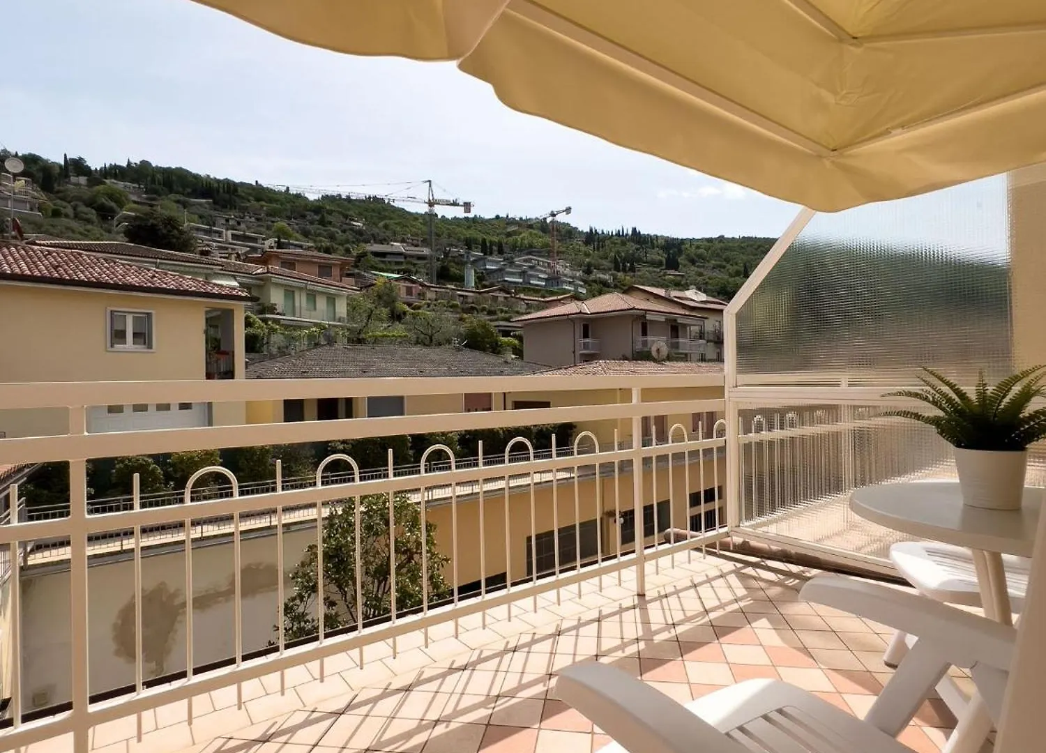 Hotel Benacus Torri Del Benaco