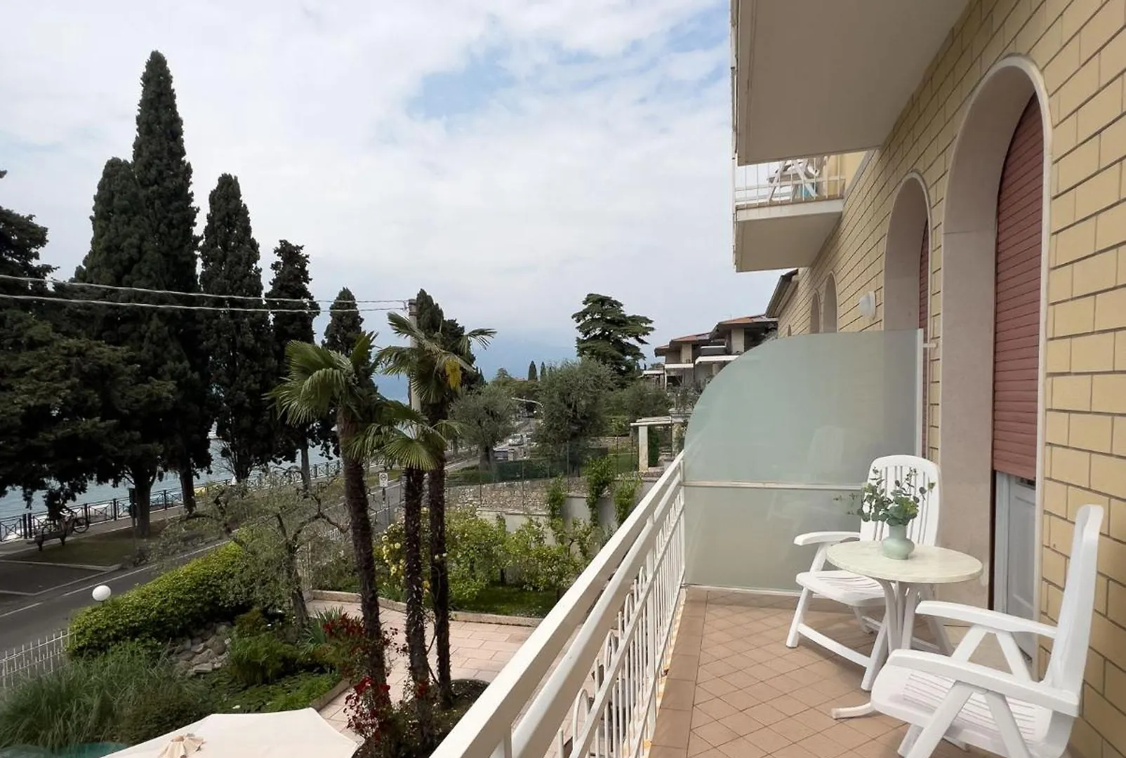 Hotel Benacus Torri Del Benaco
